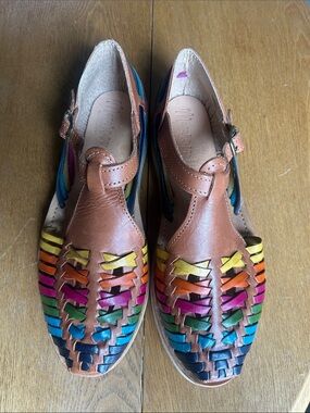NWOT Macarena collection Mexican huaraches women’s size 832 25: sole length 8us